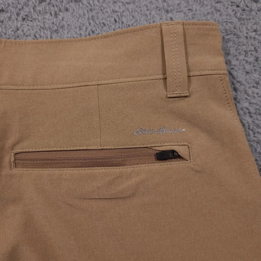 Eddie Bauer Cargo Shorts Mens 32 x 9.5 Hiking Outdoor Camp Travel Trek Safari